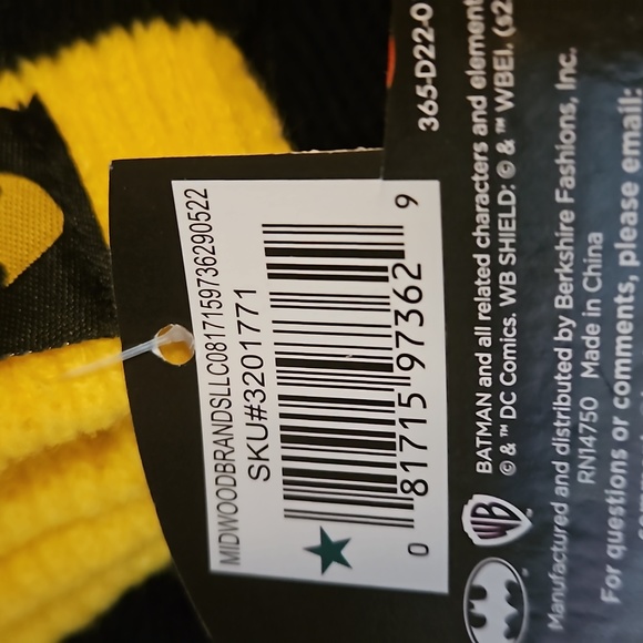 Batman Dc Comics Boys One-Size Hat & Gloves Set. New - Picture 5 of 6